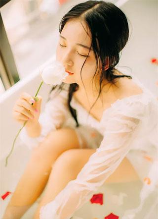 我的绝色房东老板李明玉免费阅读